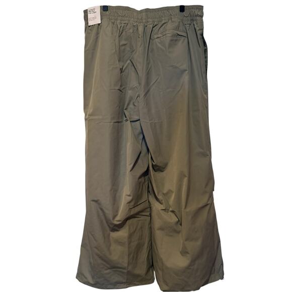 Nike women’s Women's Mid-Rise Repel Trousers Large - Picture 4 of 9
